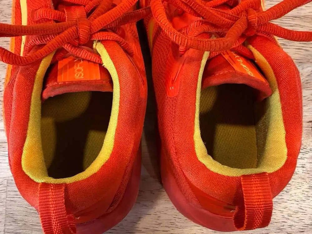 Nike IsoFly PS 'Total Orange' Basketball Shoe Big Kids Size 3.5Y